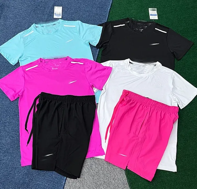 Nike Sportswear Set product preview